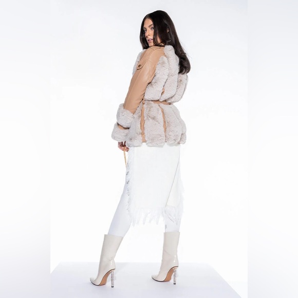 NATTY VICE FAUX FUR MOTO JACKET - Picture 4 of 10